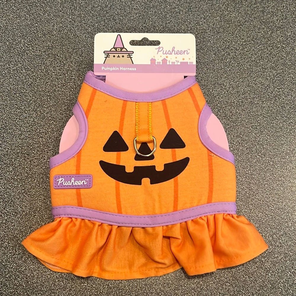 Pusheen Pumpkin Harness NWT